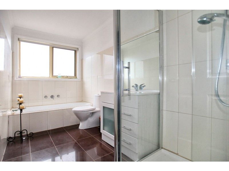 7 Brearley Place, Roxburgh Park VIC 3064