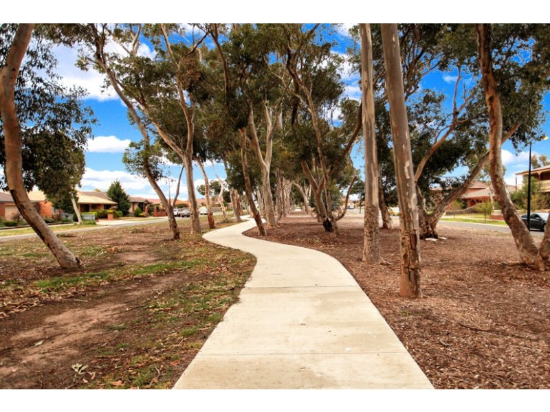 7 Brearley Place, Roxburgh Park VIC 3064