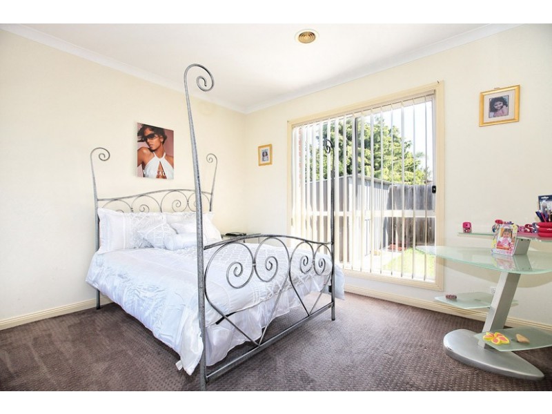 47 Rio Grande Drive, Roxburgh Park VIC 3064