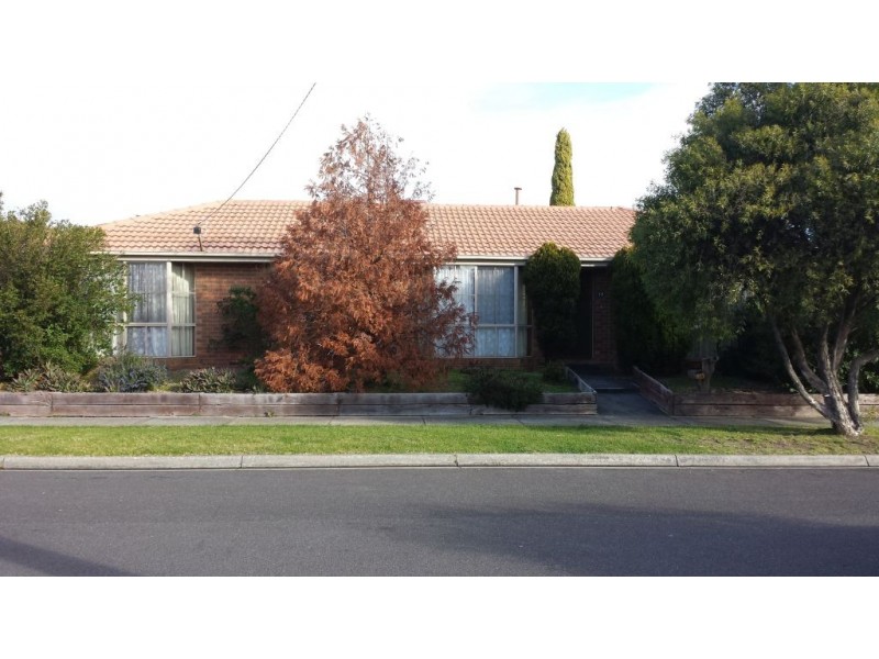 38 Farnborough Avenue, Craigieburn VIC 3064
