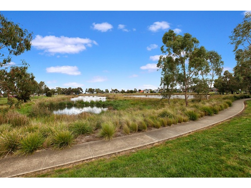 3 Beltana Lane, Roxburgh Park VIC 3064