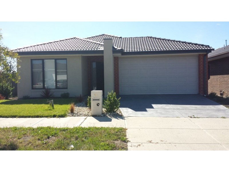 14 Biltmore Crescent, Roxburgh Park VIC 3064