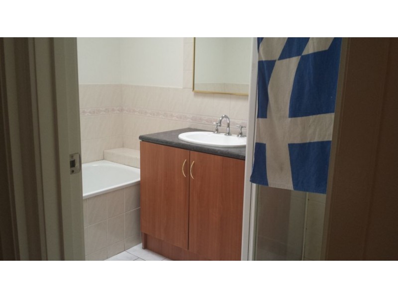 12 Haite Place, Roxburgh Park VIC 3064