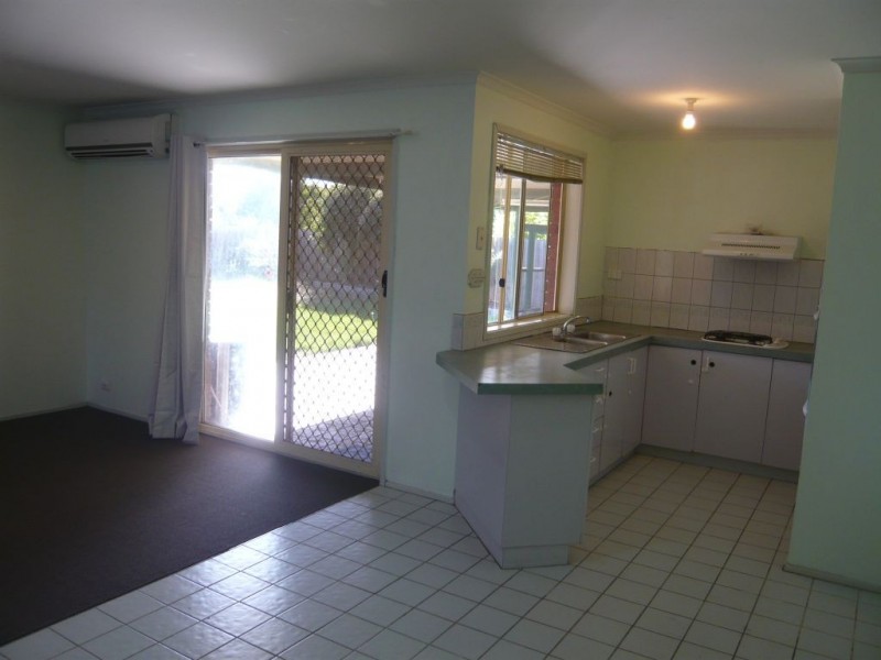 19 Johnson Court, Roxburgh Park VIC 3064