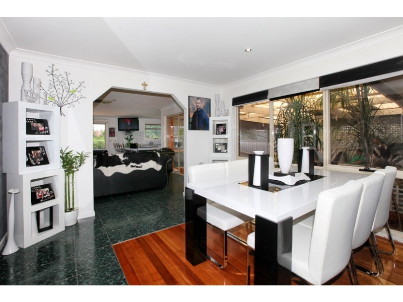 11 Morey Court, Roxburgh Park VIC 3064