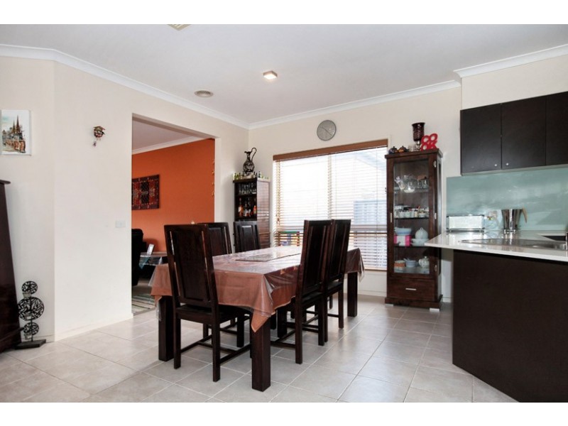 32 Ardsley Circuit, Craigieburn VIC 3064