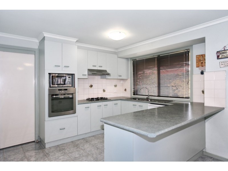 5 Thurmand Court, Roxburgh Park VIC 3064