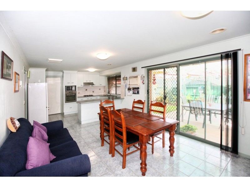 5 Thurmand Court, Roxburgh Park VIC 3064