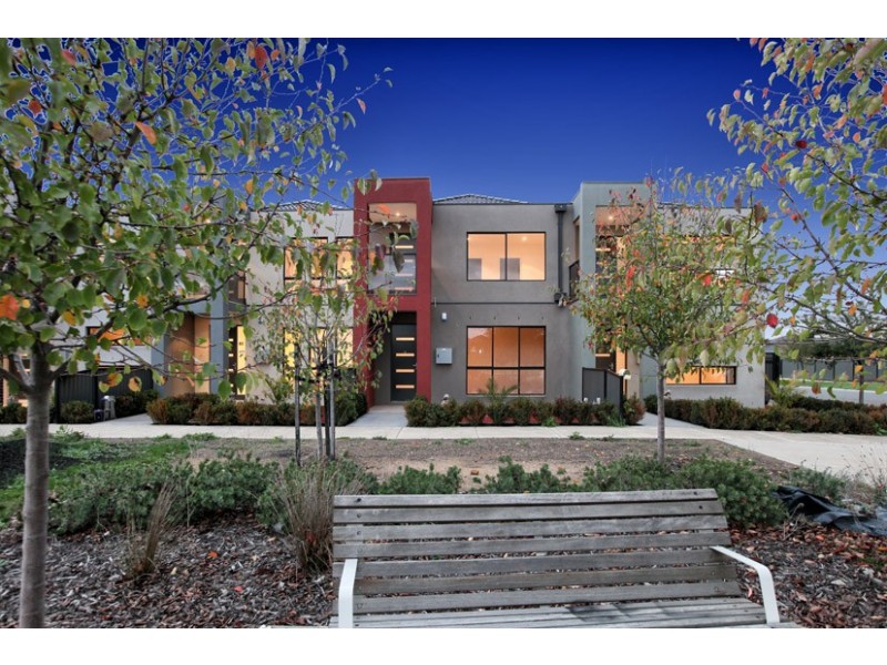 96-114 Newbury Blvd, Craigieburn VIC 3064