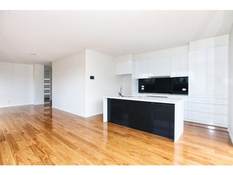 96-114 Newbury Blvd, Craigieburn VIC 3064
