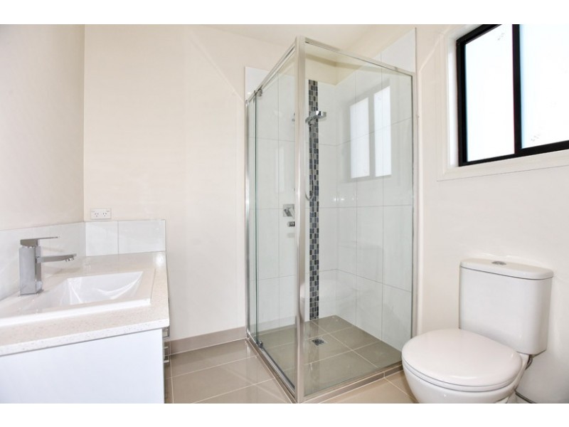 96-114 Newbury Blvd, Craigieburn VIC 3064
