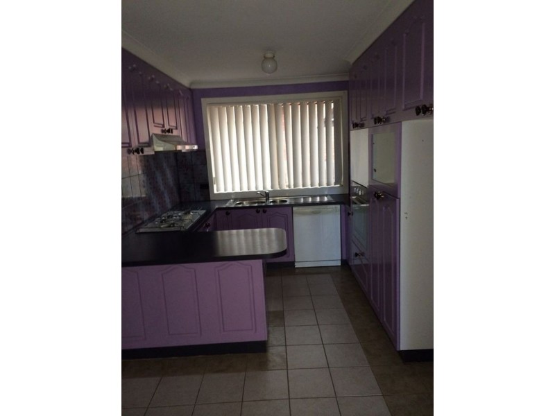 17 Leatherwood Grove, Meadow Heights VIC 3048