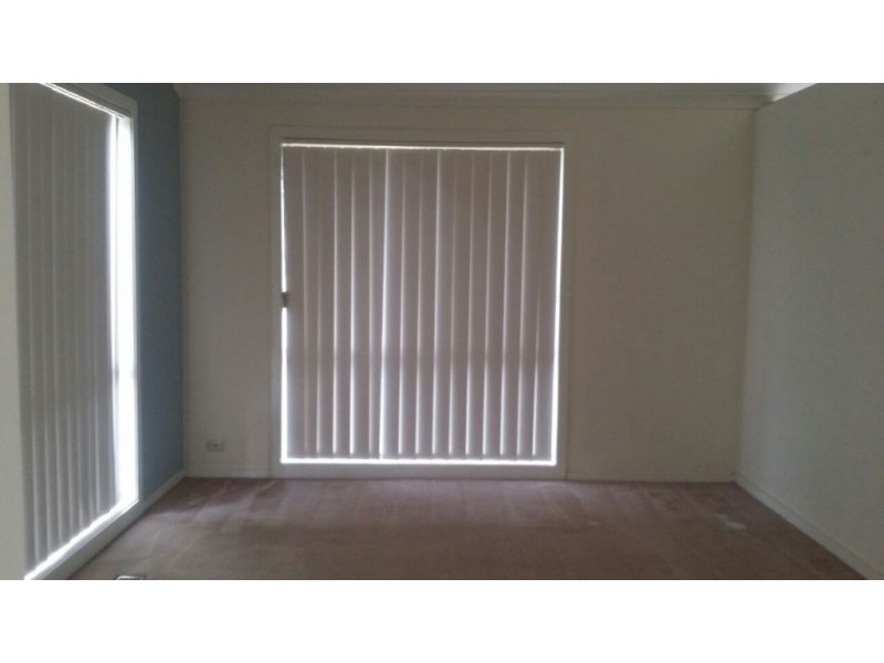 17 Leatherwood Grove, Meadow Heights VIC 3048