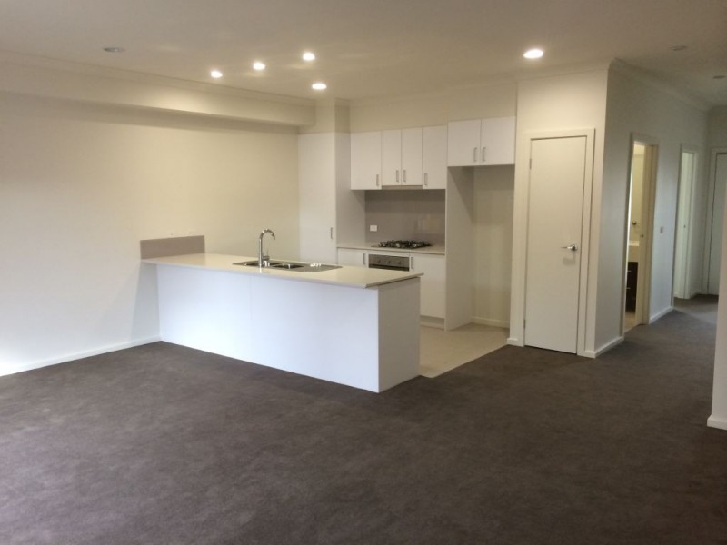 42 Sahi Crescent, Roxburgh Park VIC 3064