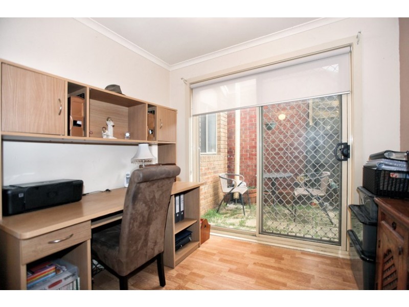 3 Volantis Crescent, Roxburgh Park VIC 3064