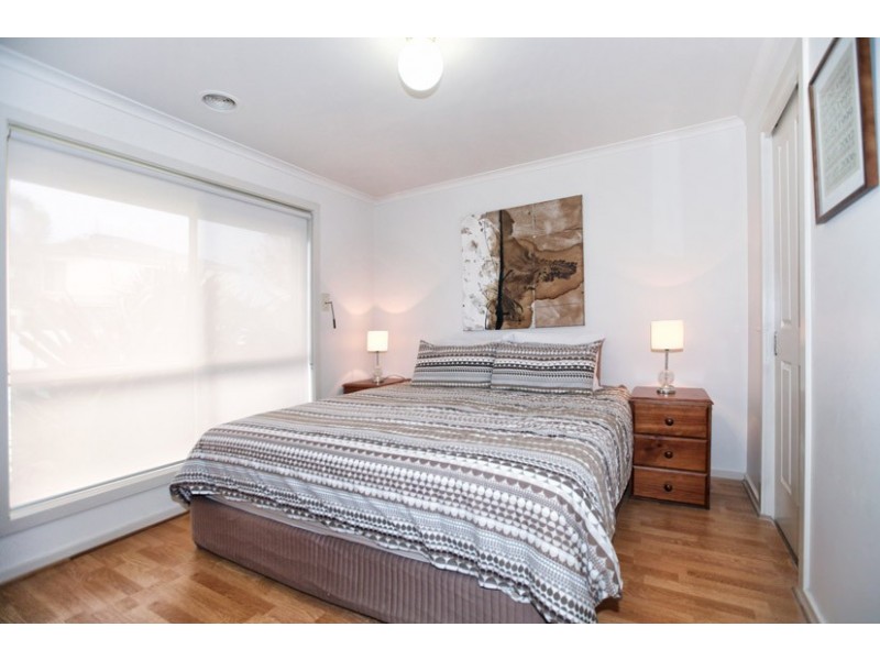 3 Volantis Crescent, Roxburgh Park VIC 3064