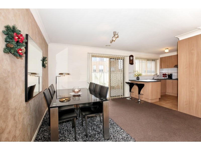 34 Lockwood Drive, Roxburgh Park VIC 3064