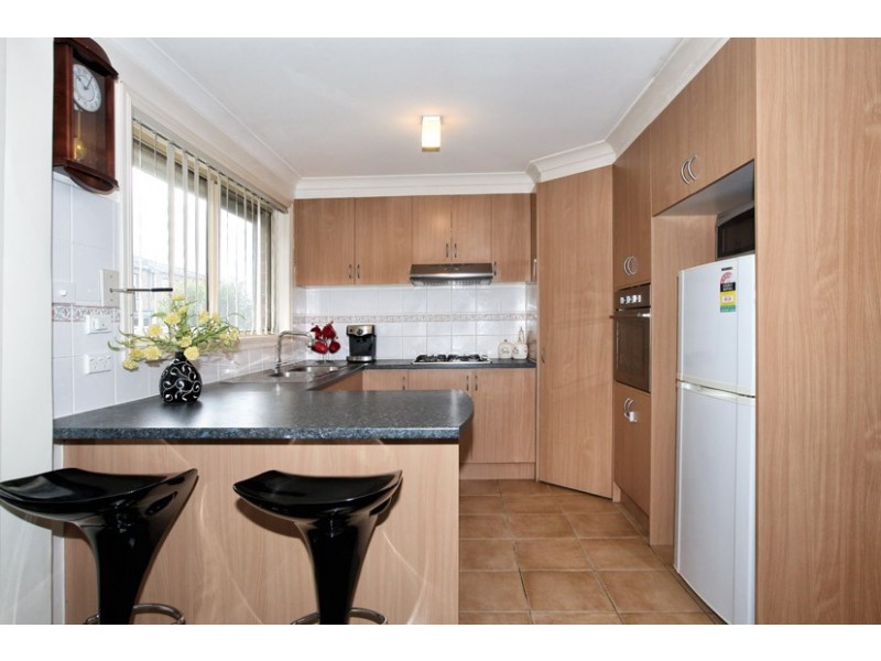 34 Lockwood Drive, Roxburgh Park VIC 3064