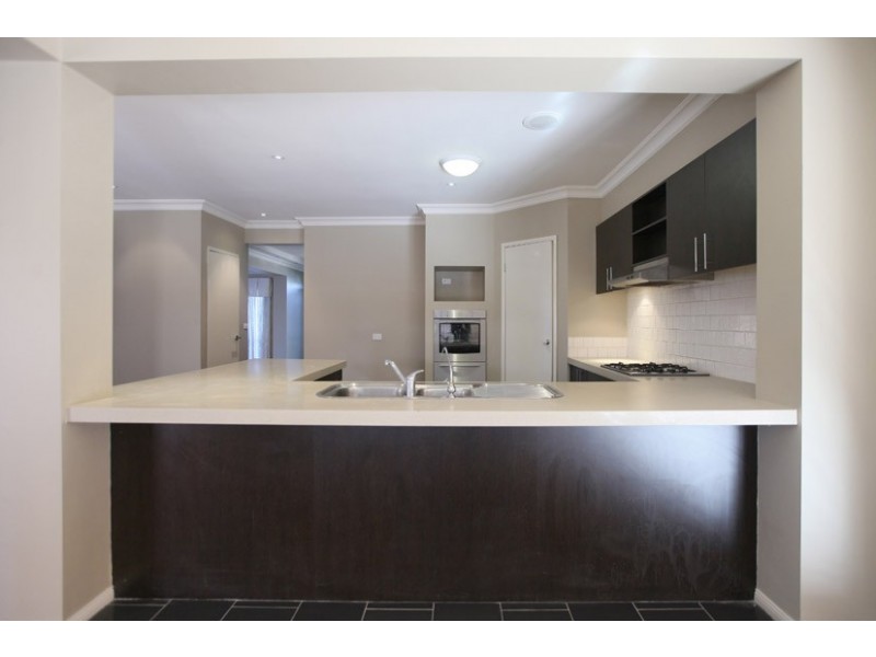 8 Castlehill Avenue, Greenvale VIC 3059