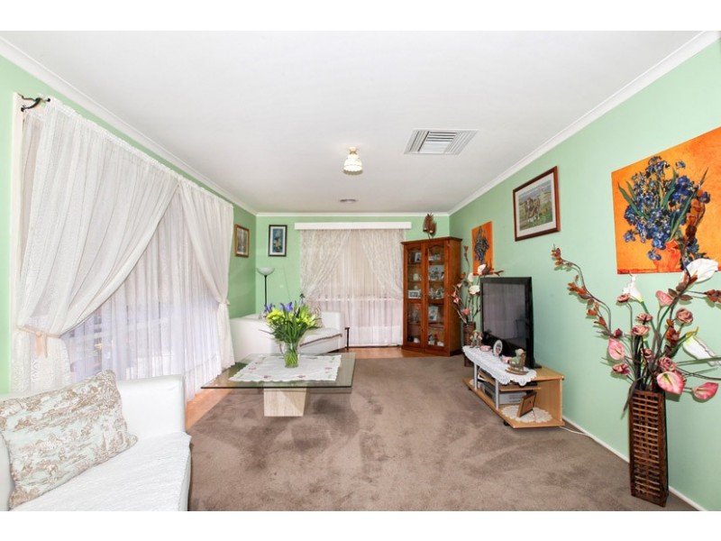 3 Langdon Crescent, Craigieburn VIC 3064