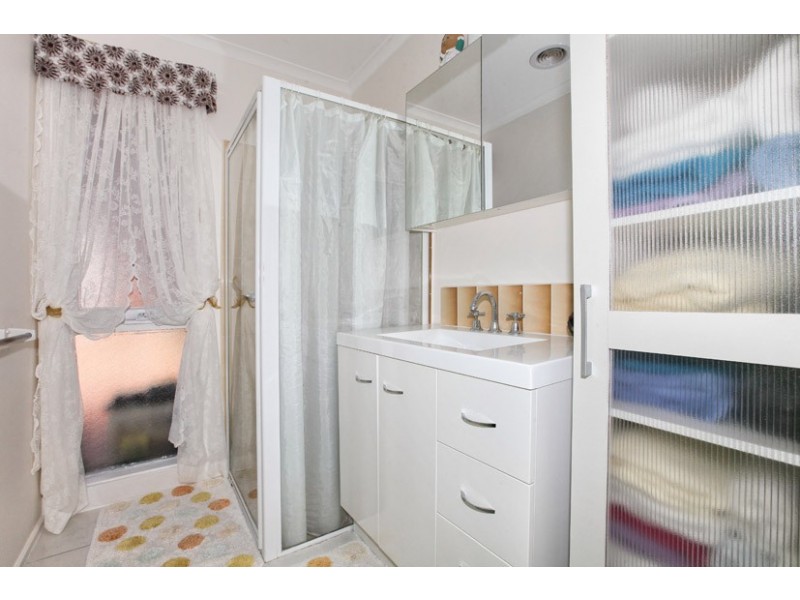 3 Langdon Crescent, Craigieburn VIC 3064