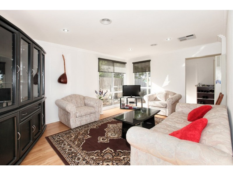 11 Sandford Court, Meadow Heights VIC 3048