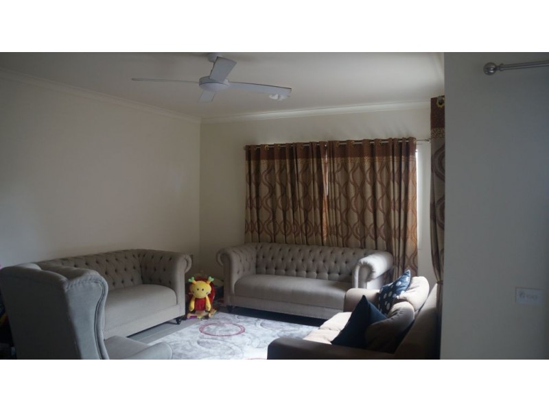 73 Sahi Crescent, Roxburgh Park VIC 3064