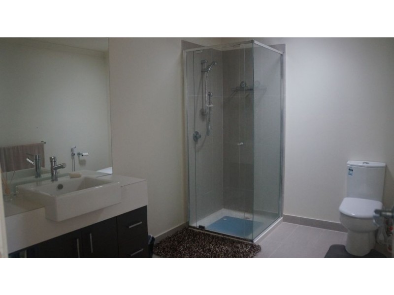 73 Sahi Crescent, Roxburgh Park VIC 3064