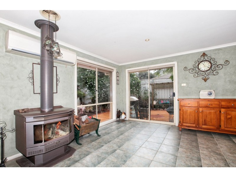 4 Gathray Court, Roxburgh Park VIC 3064