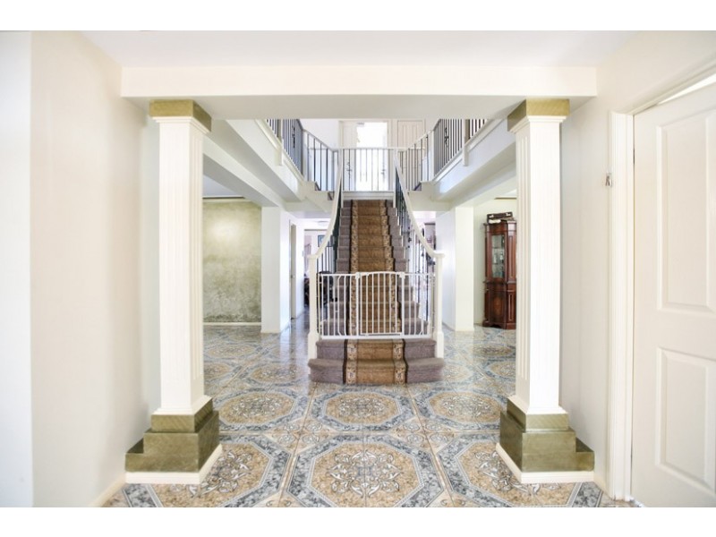 19 The Ridge, Roxburgh Park VIC 3064