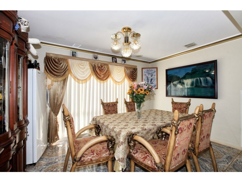 19 The Ridge, Roxburgh Park VIC 3064