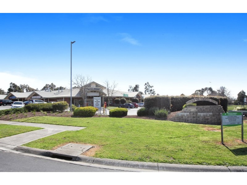 19 The Ridge, Roxburgh Park VIC 3064