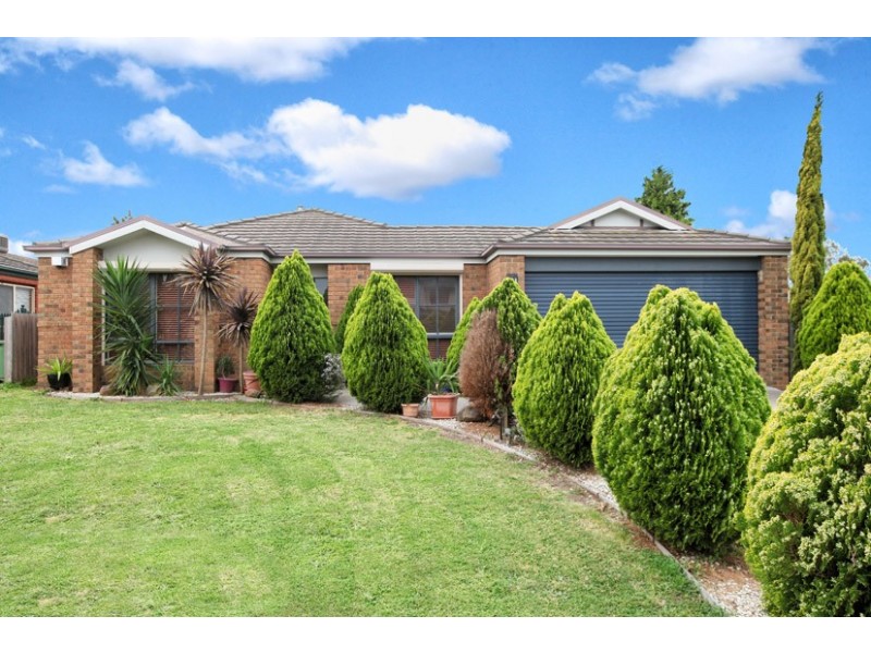 13 Gellion Place, Roxburgh Park VIC 3064