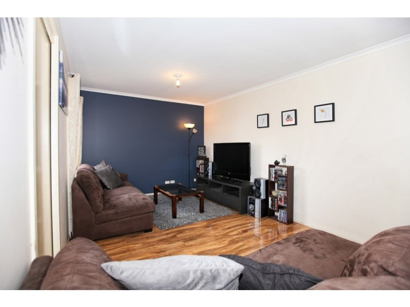 14 McLaurin Ave, Roxburgh Park VIC 3064