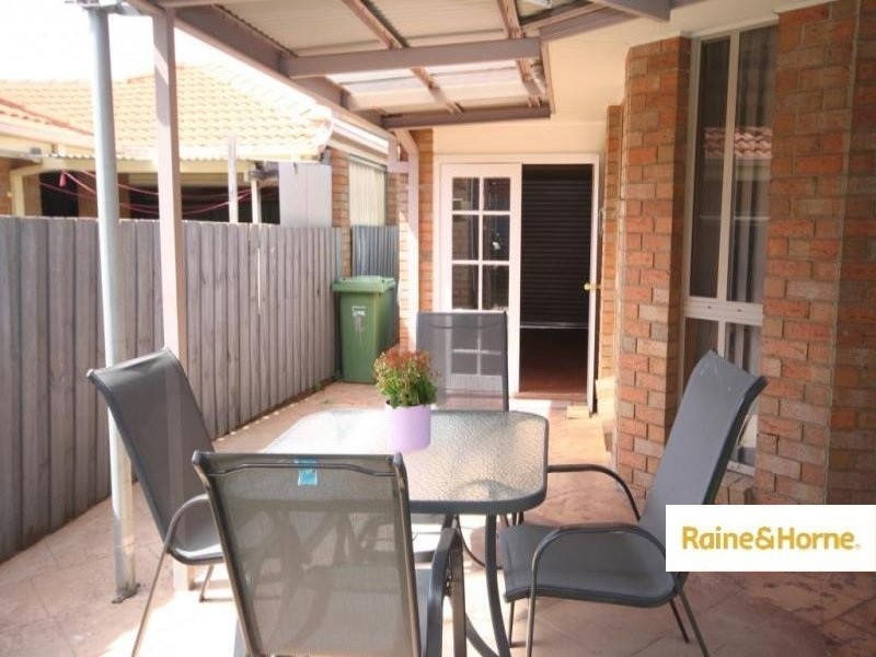 31 Aquila Grove, Roxburgh Park VIC 3064