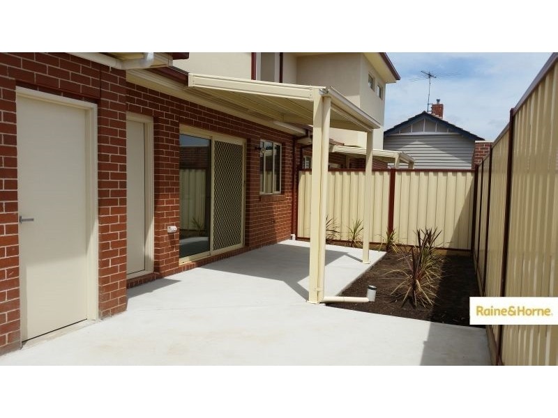 12A Tonkin Ave, Coburg VIC 3058