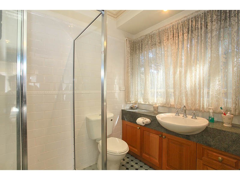 5 Stevens Close, Roxburgh Park VIC 3064