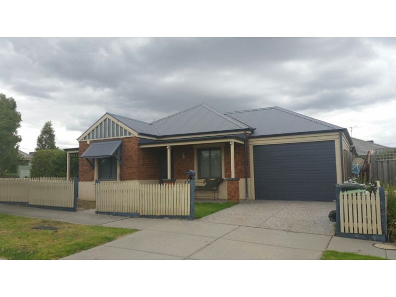 12 Ashville Place, Craigieburn VIC 3064