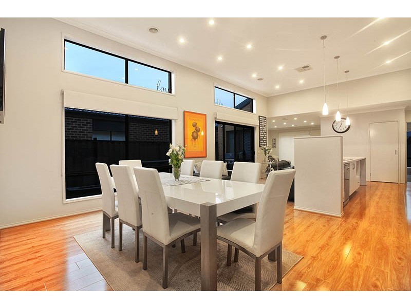 93 Bridgehaven Drive, Craigieburn VIC 3064