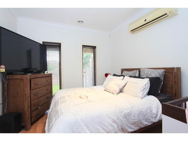 11 Reay Drive, Craigieburn VIC 3064