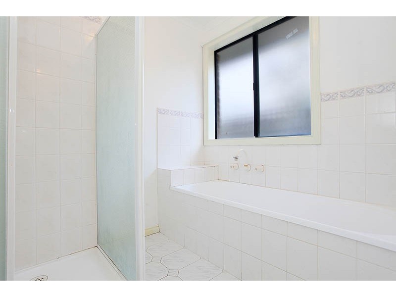 5 Terrell Court, Roxburgh Park VIC 3064