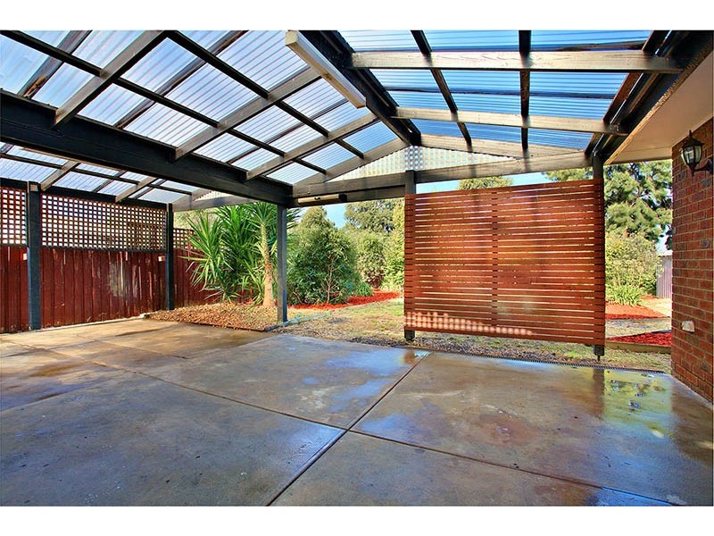 5 Terrell Court, Roxburgh Park VIC 3064