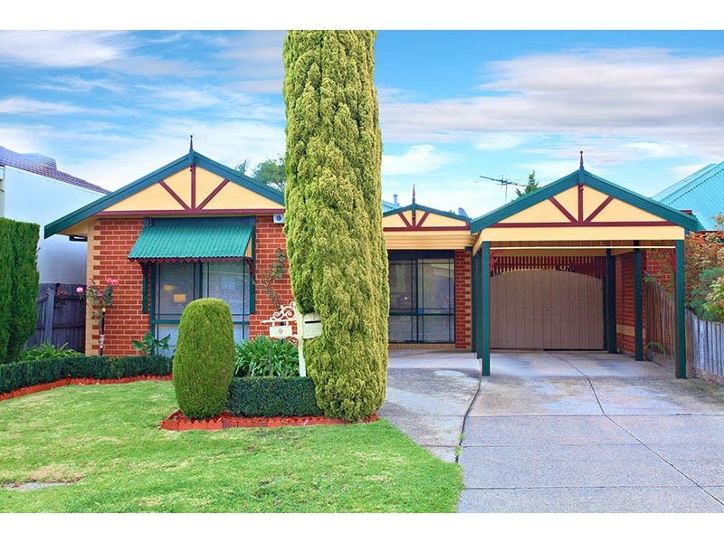 9 Parker Court, Roxburgh Park VIC 3064