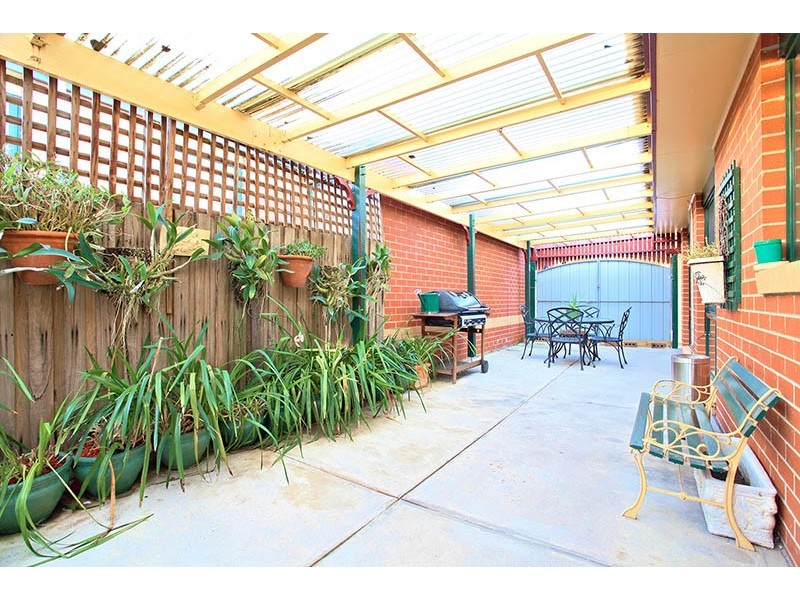 9 Parker Court, Roxburgh Park VIC 3064