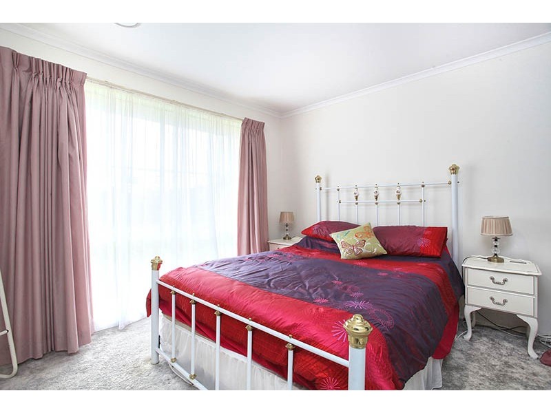 17 Terrell Court, Roxburgh Park VIC 3064