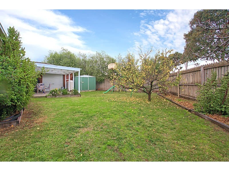 17 Terrell Court, Roxburgh Park VIC 3064