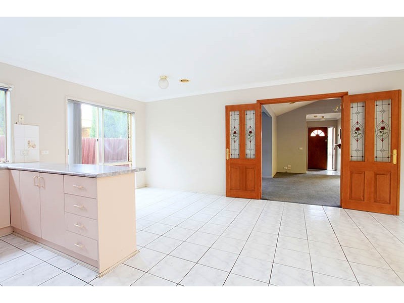 16 Bootie court, Roxburgh Park VIC 3064