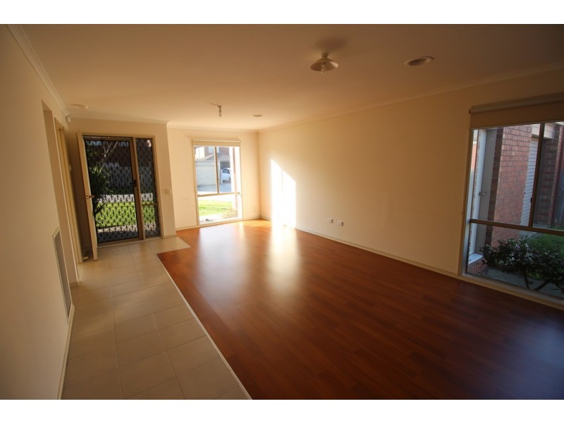 18 Orion way, Roxburgh Park VIC 3064