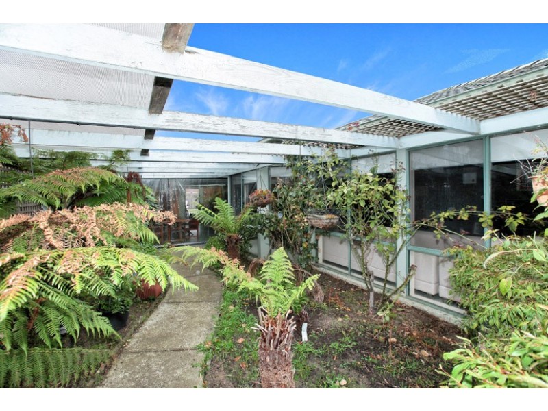 11 Conroy Place, Roxburgh Park VIC 3064