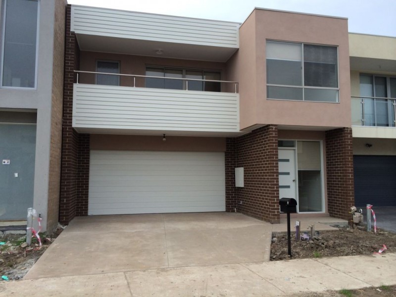 33 Grattan Cove, Craigieburn VIC 3064